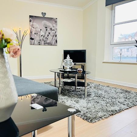 Peaceful 2 Bedroom Flat With Free Parking Edimburgo Esterno foto