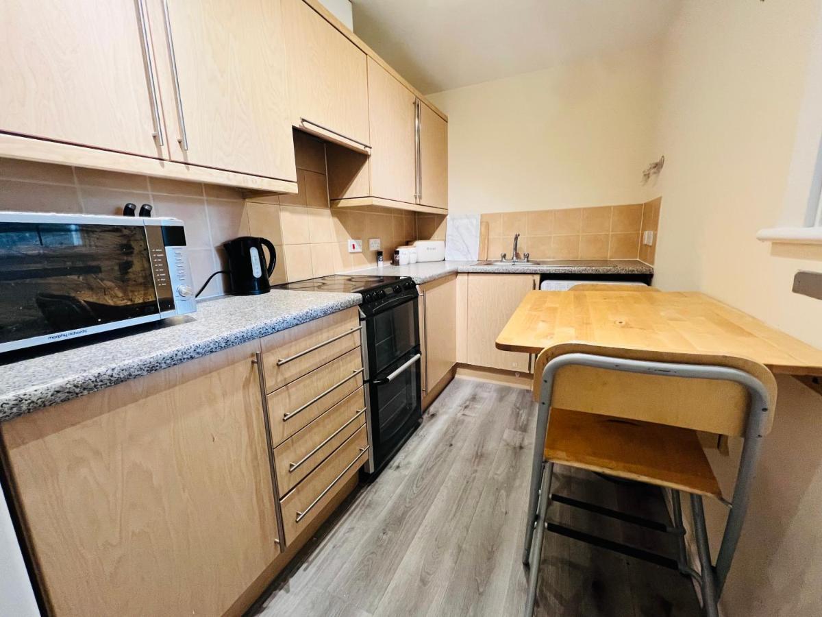 Peaceful 2 Bedroom Flat With Free Parking Edimburgo Esterno foto