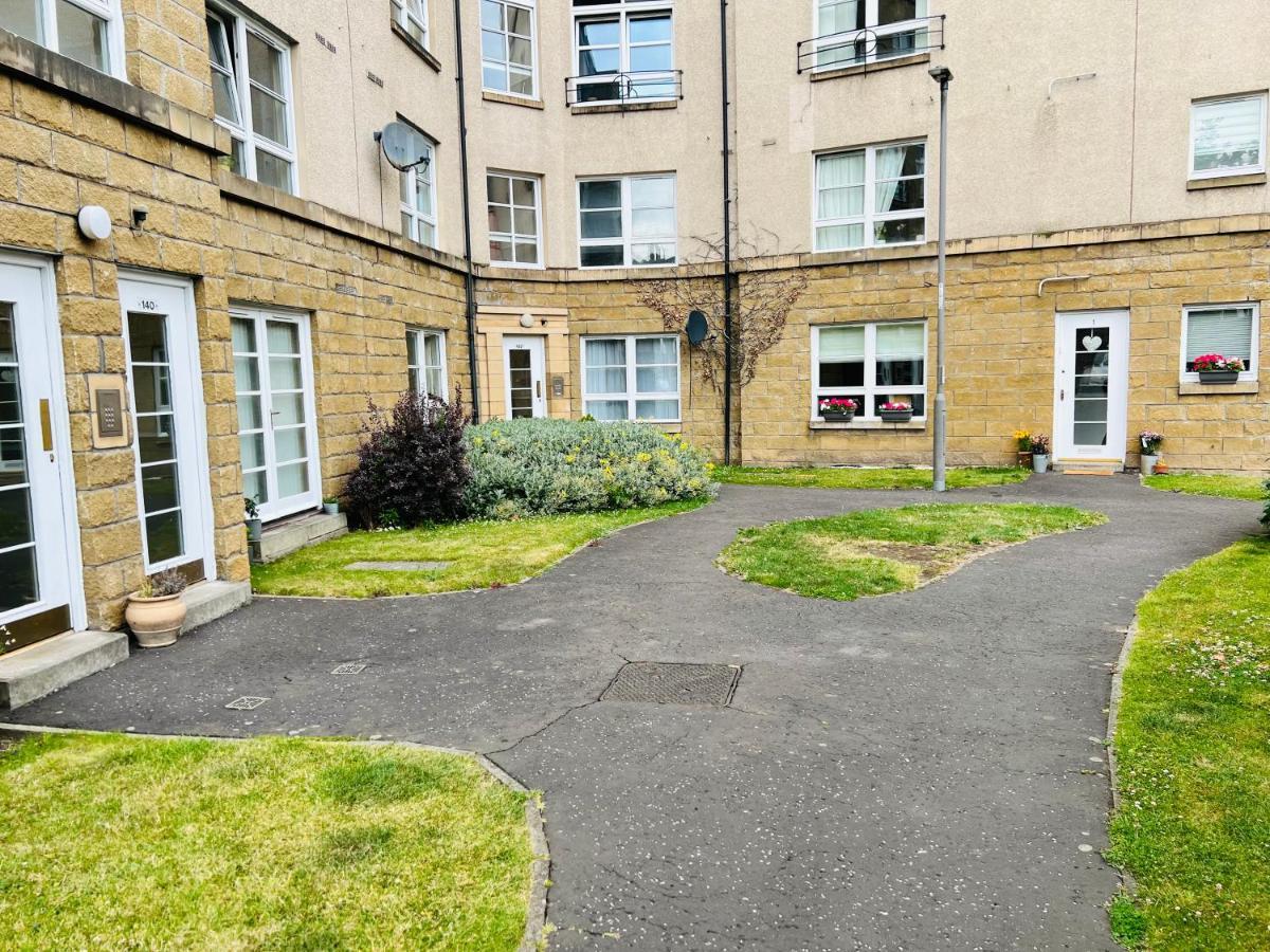 Peaceful 2 Bedroom Flat With Free Parking Edimburgo Esterno foto